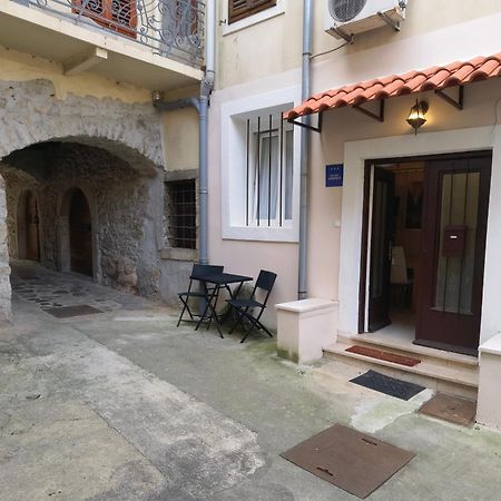 Apartment Zlatko , Ten Steps To The Sea Opatija Exterior photo